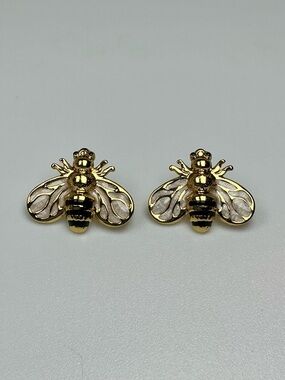 🐝Adorable Black & Ivory GoldTone Bumblebee Earrings Lightweight Hypoallergenic